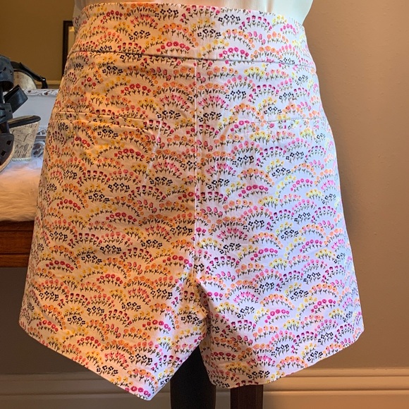 Maison Jules Ivory with Flowers Pattern Shorts Size 12 - Picture 3 of 5